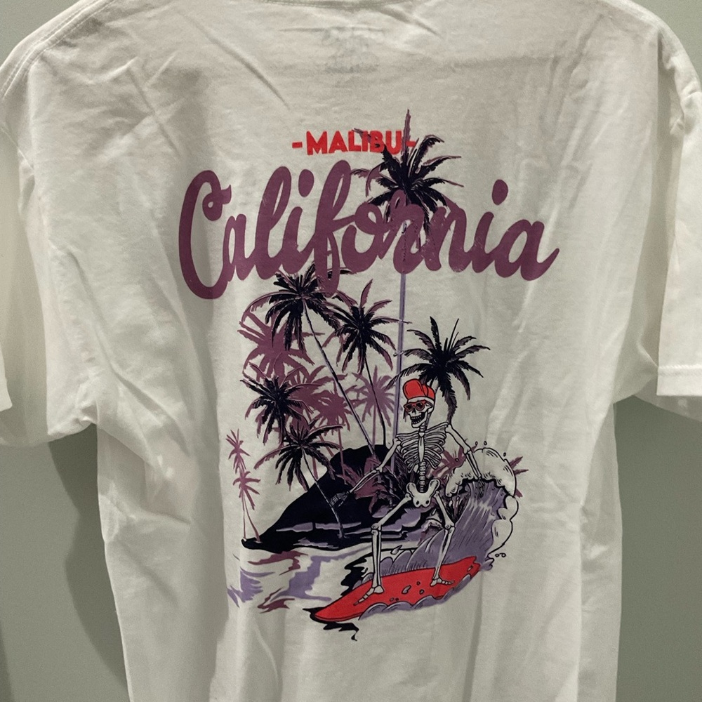 Call Your Mother White Graphic Tee Bundle of Two skeletons surfers low rider MED